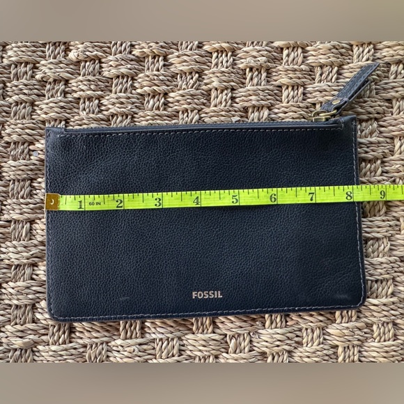 Fossil Black Textured Wallet - Picture 4 of 5